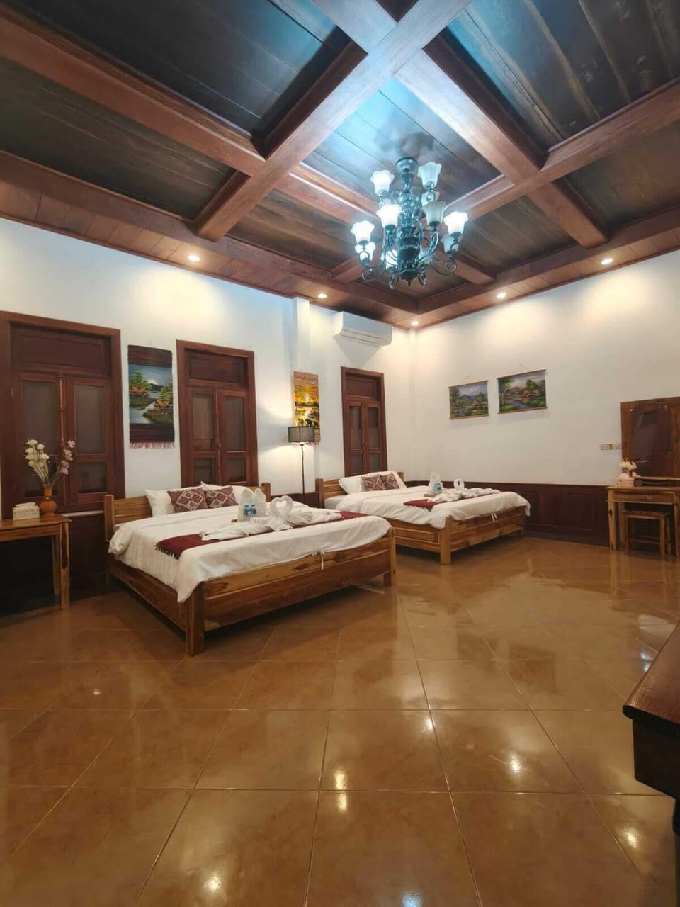 Family Quadruple Room, City View | Desk, free WiFi