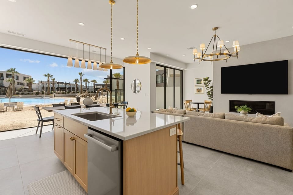 House, Multiple Bedrooms | Interior