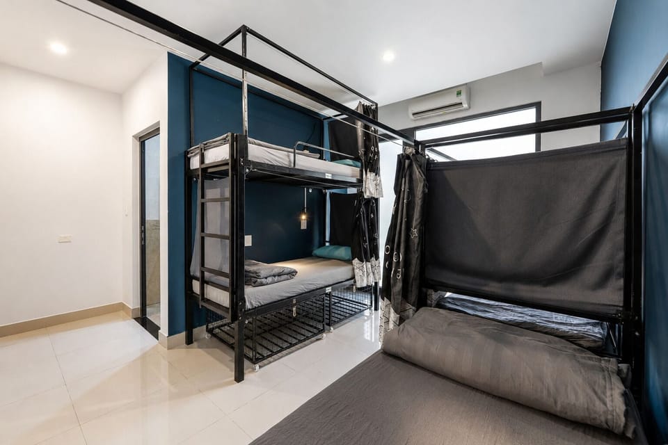 Economy Shared Dormitory, Mixed Dorm, Non Smoking | WiFi (free), bed sheets
