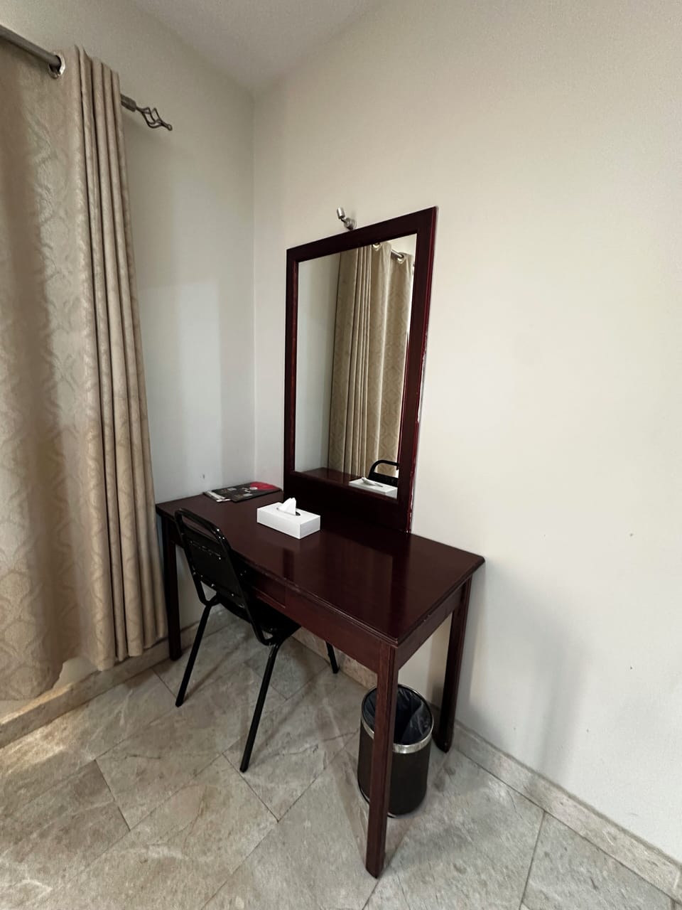 Basic Double or Twin Room | Interior