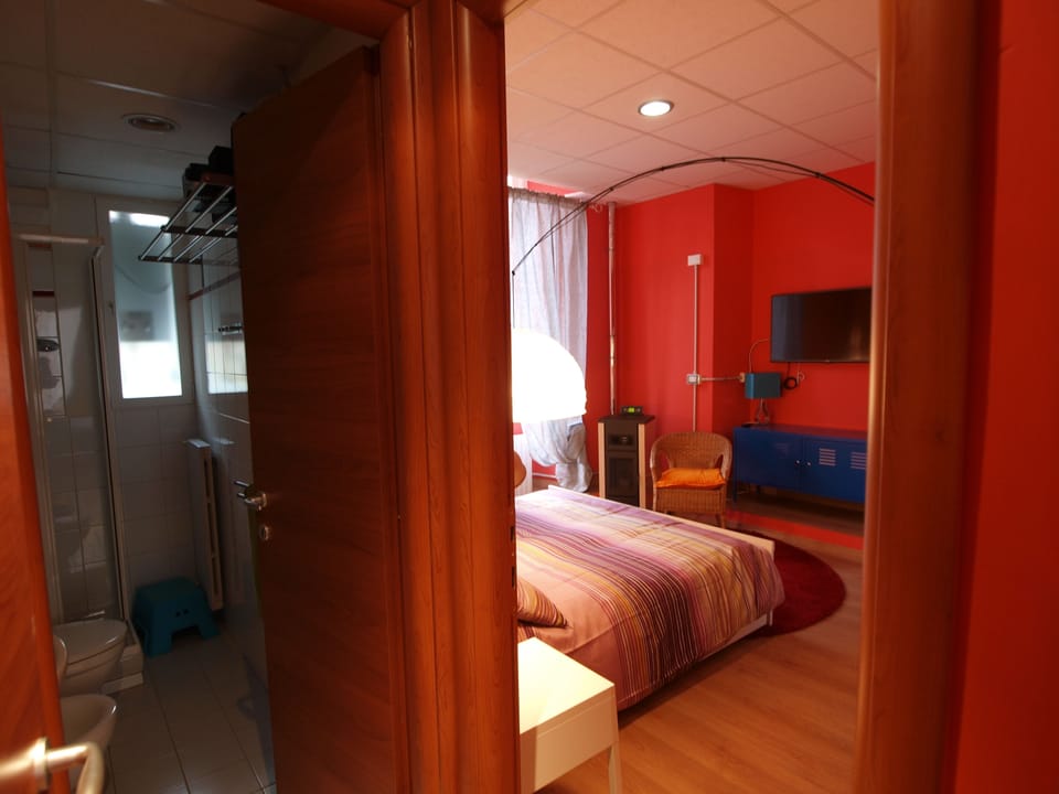 Double Room | Desk, blackout drapes, soundproofing, free WiFi