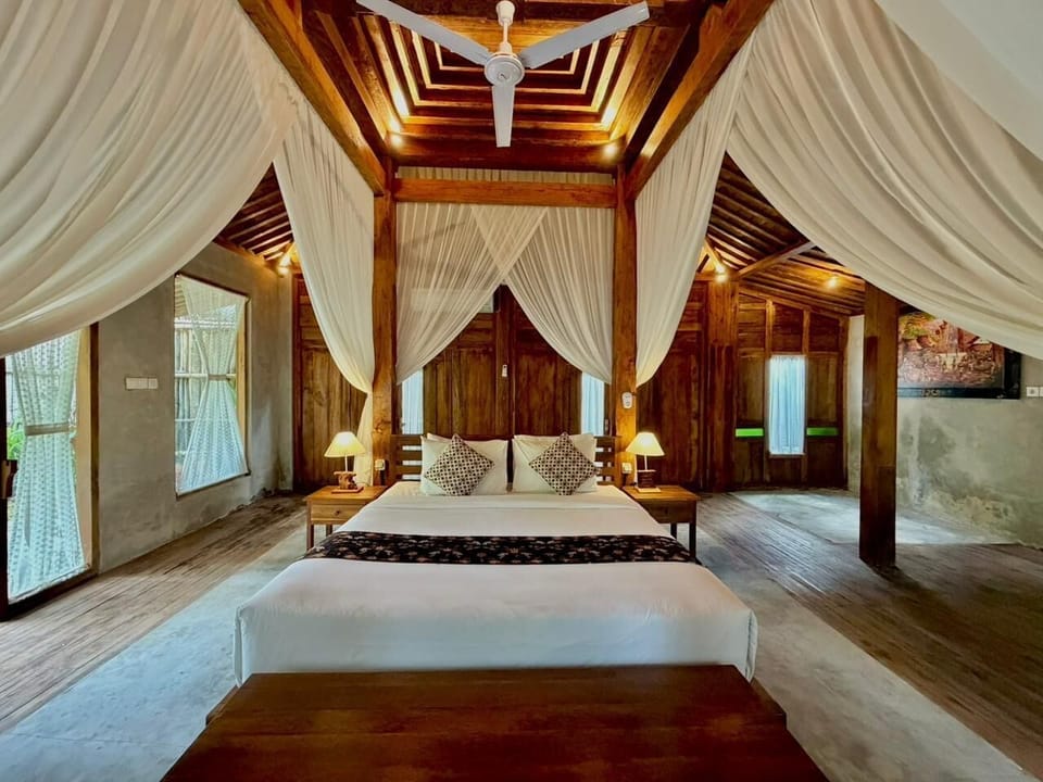 Deluxe Suite, Private Pool | Free WiFi