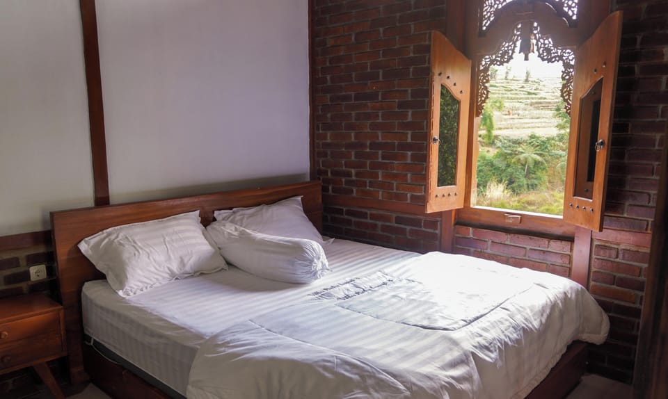 Family Double Room, Balcony, Pool View | WiFi (free)