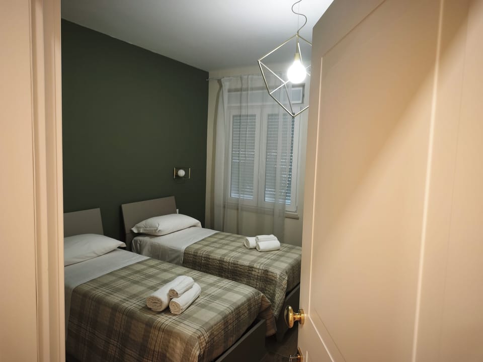 Classic Double or Twin Room | WiFi (free)