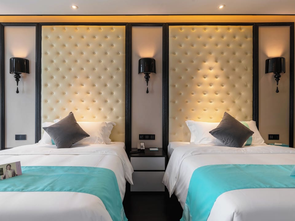 Luxury Twin Room, City View | Premium bedding, pillowtop beds, free minibar items, desk