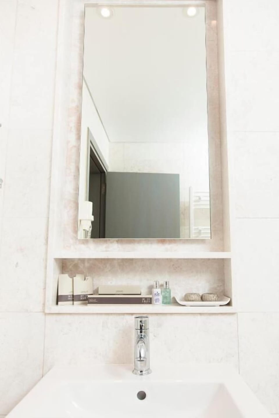 Shower, rainfall showerhead, designer toiletries, hair dryer