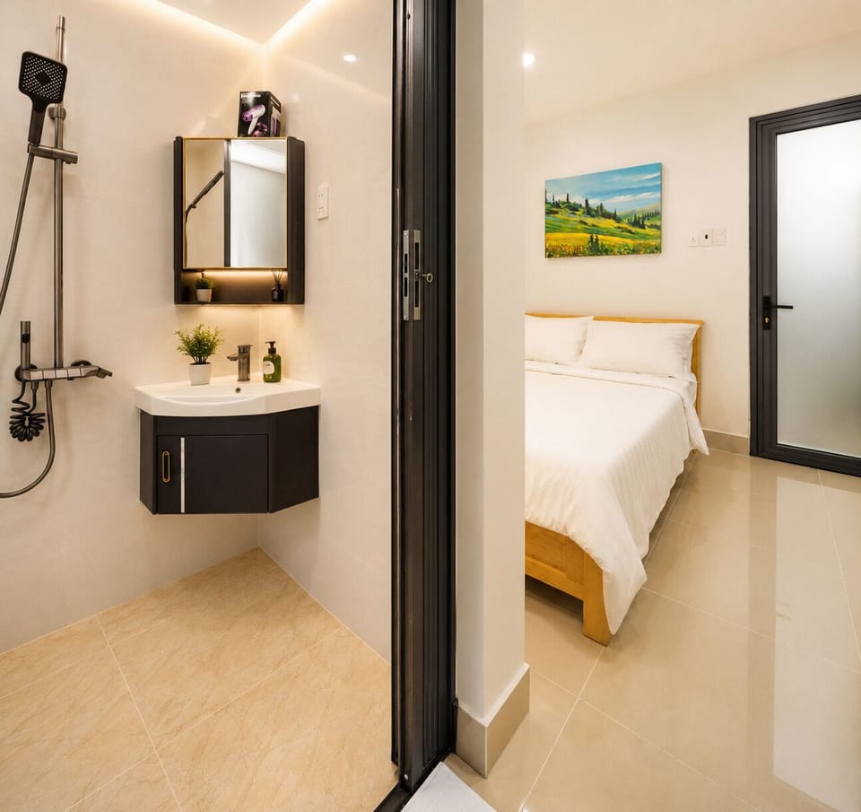 Superior Double Room, Balcony, City View | Desk, free WiFi