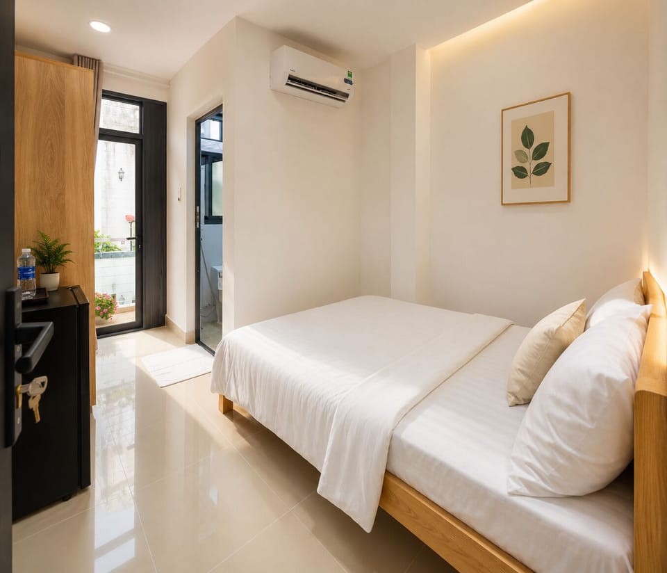 Superior Double Room, Balcony, City View | Desk, free WiFi