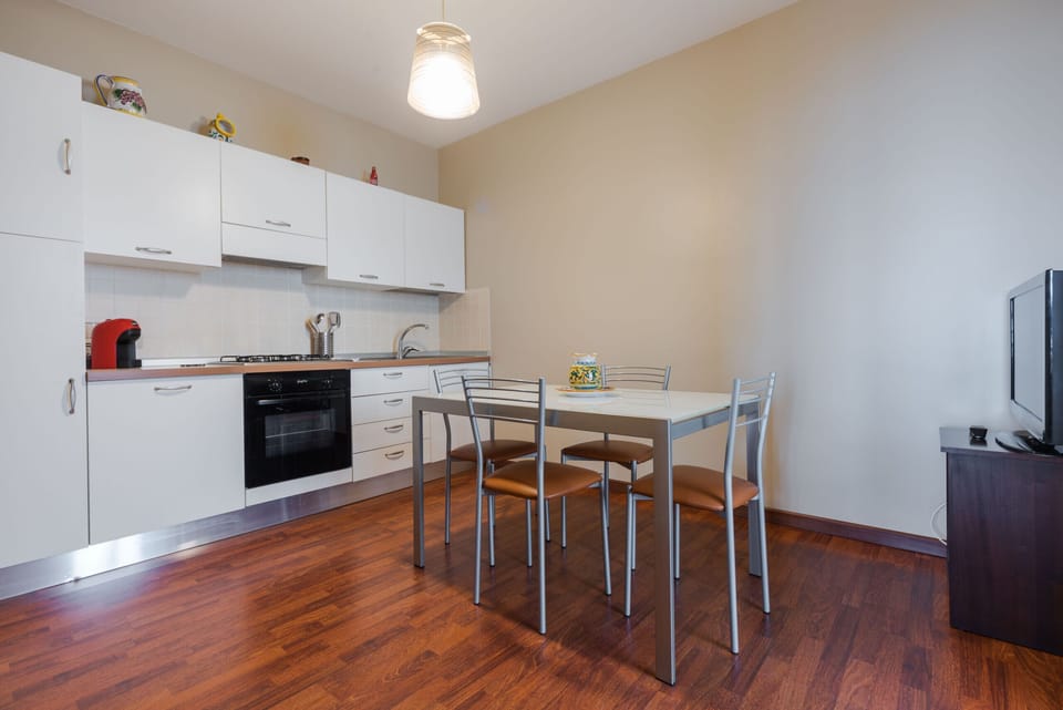 House | 1 bedroom