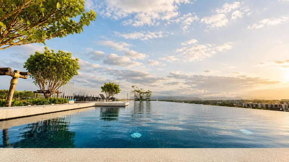 3 outdoor pools