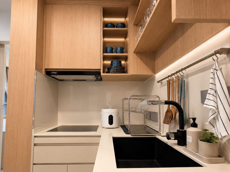 Apartment, Patio, Garden View | Private kitchen | Fridge, microwave, stovetop, coffee/tea maker