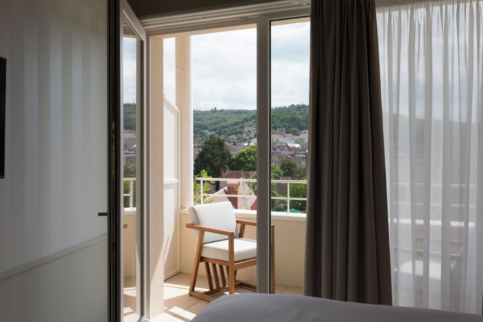 Standard Suite, City View | Terrace/patio