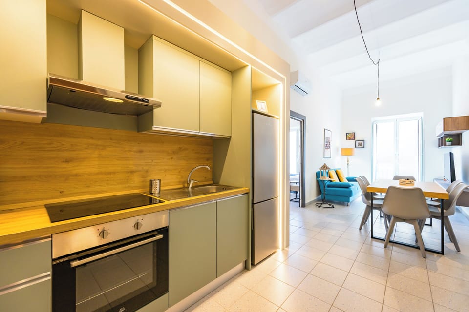 Apartment (2 Bedrooms) | Private kitchenette | Oven, espresso maker, electric kettle