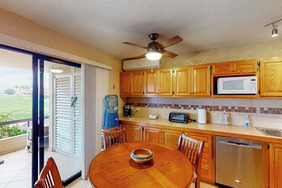 Apartment, Multiple Beds, Golf View (La Costa Beautiful Golf  Villa) | Private kitchen
