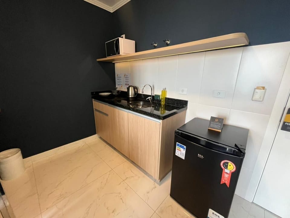 Superior Studio | Private kitchen | Mini-fridge, microwave, stovetop, cookware/dishes/utensils