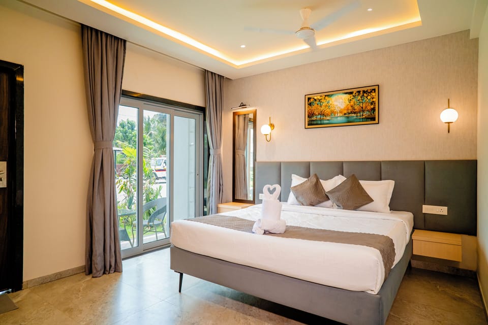 Deluxe Suite, Garden View | Premium bedding, Tempur-Pedic beds, free WiFi, bed sheets