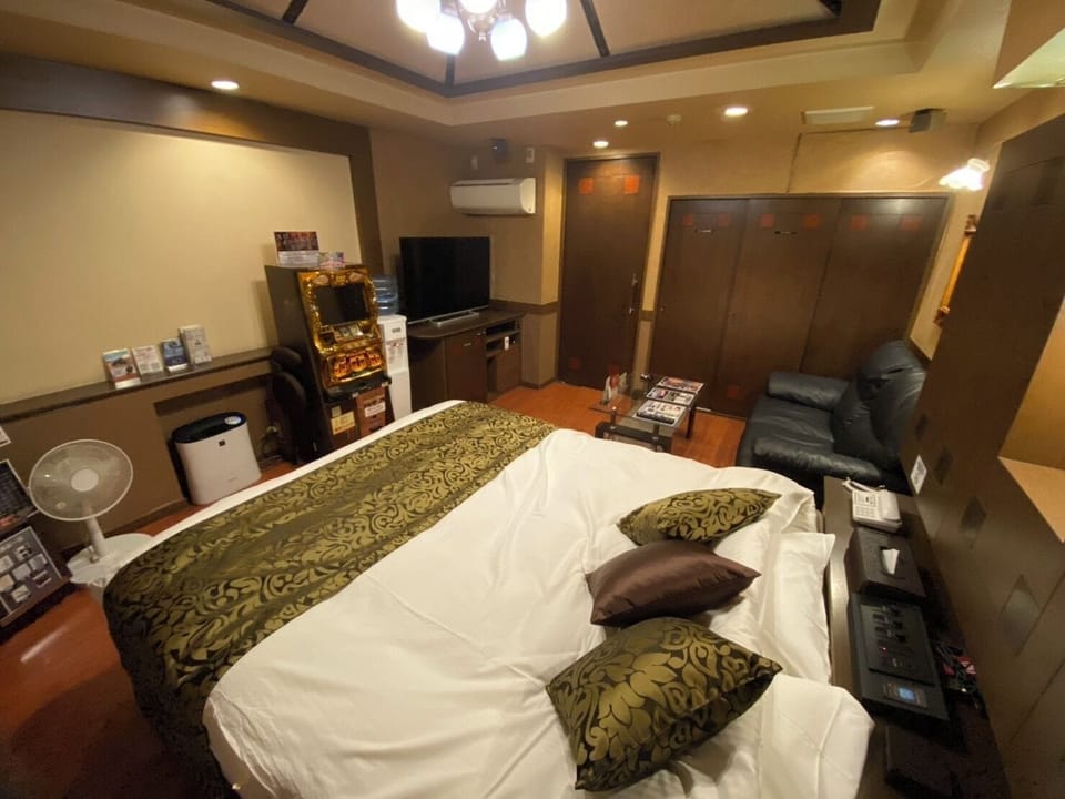 Standard Double Room | WiFi (free)