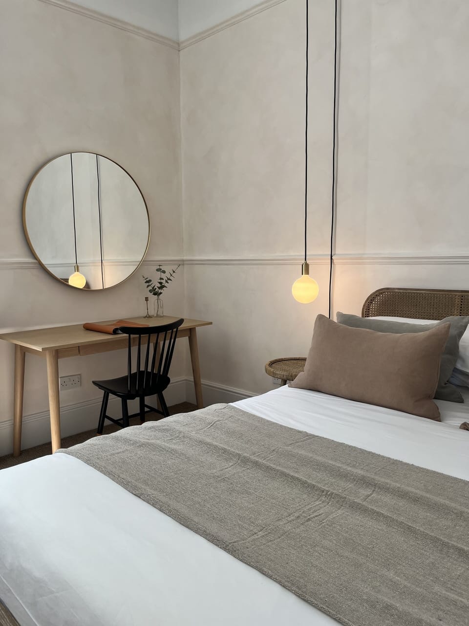 Luxury Double Room (The Dressing Room) | Free WiFi, bed sheets