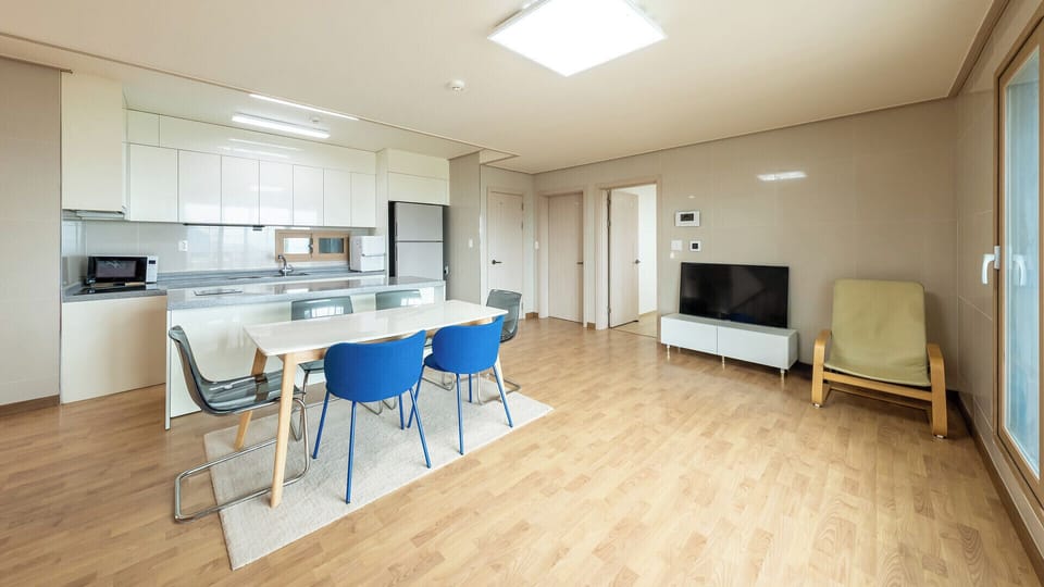 Basic Room, 3 Bedrooms (Entire House with Private BBQ) | 3 bedrooms, free WiFi