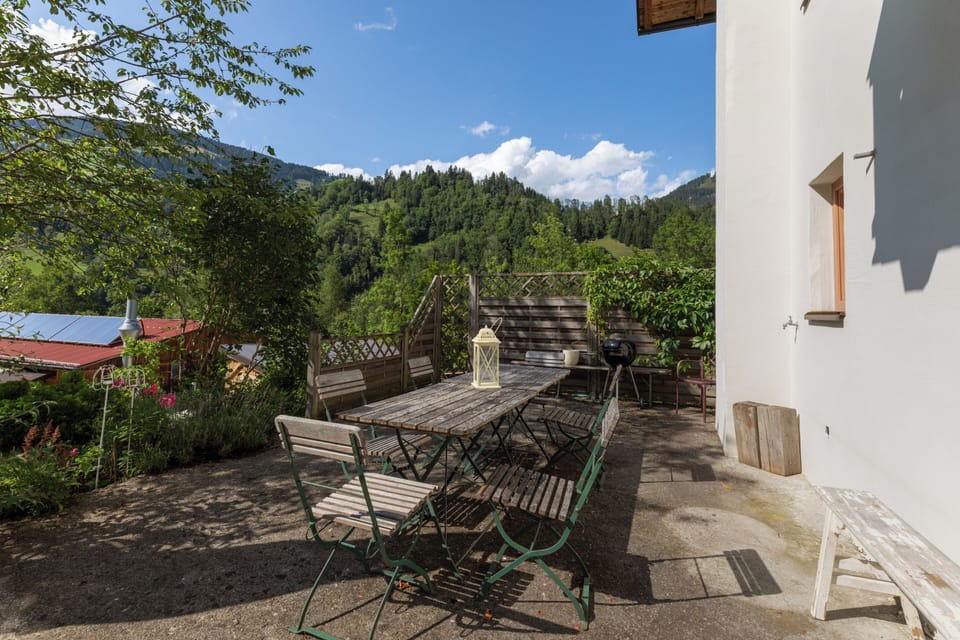 Comfort House, 4 Bedrooms, Pets Allowed, Mountain View | Terrace/patio