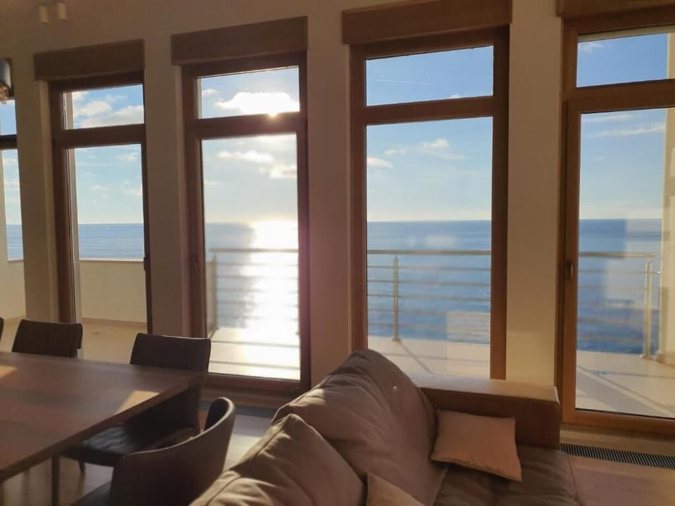 Superior Villa, Balcony, Sea View | Interior