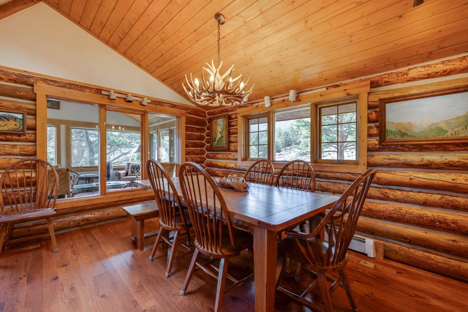 Cabin, Multiple Beds, Mountain View (Eagle Crest) | 4 bedrooms, bed sheets