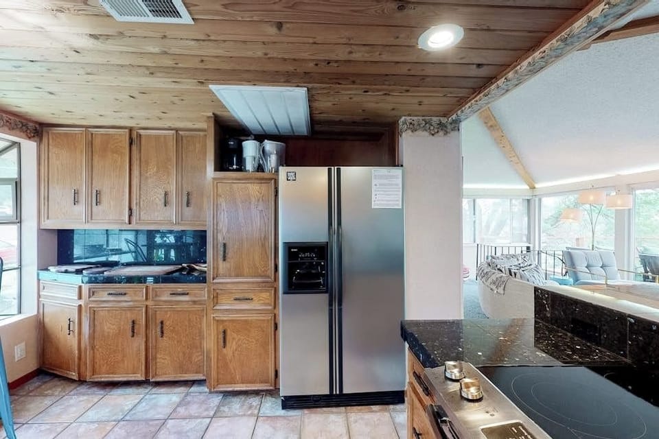 House, Multiple Beds, Pool Access, Pool View (Casa del Lago) | Private kitchen