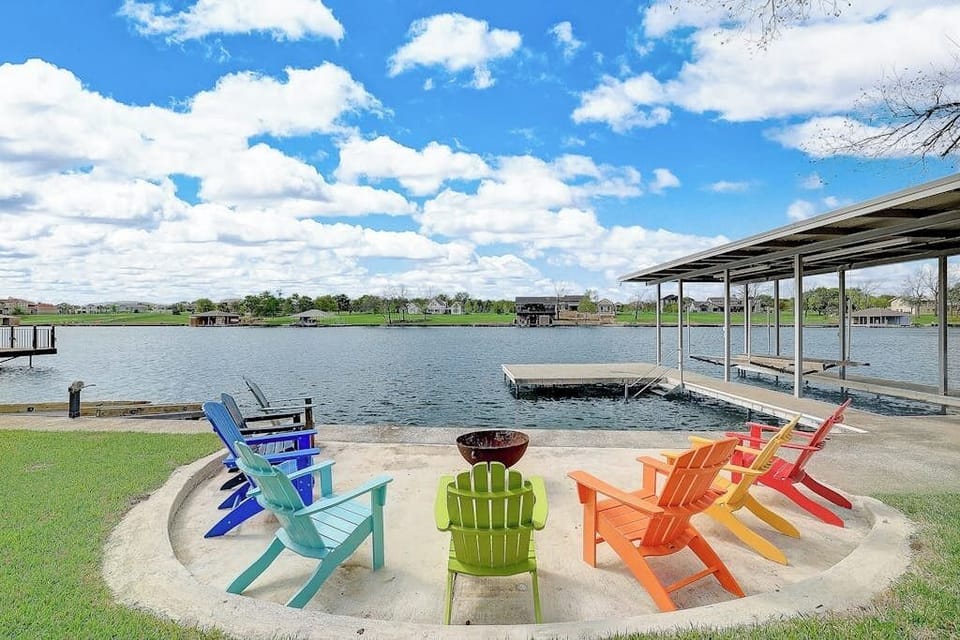 House, Multiple Beds, Balcony, Pool View (Tatanka Lodge) | Terrace/patio