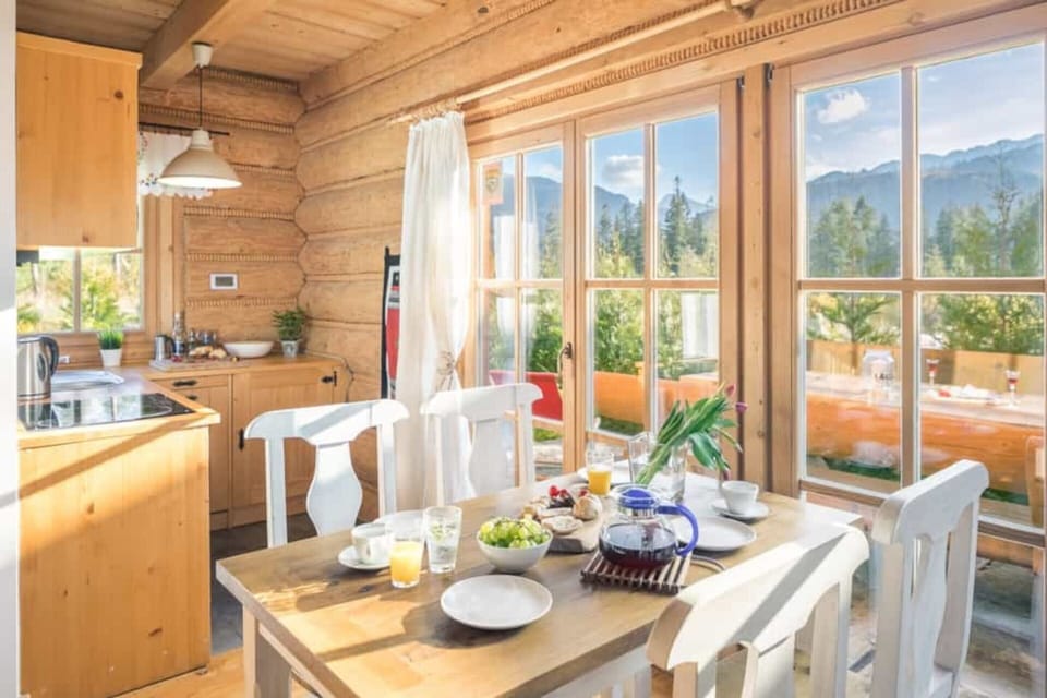 House | Dining