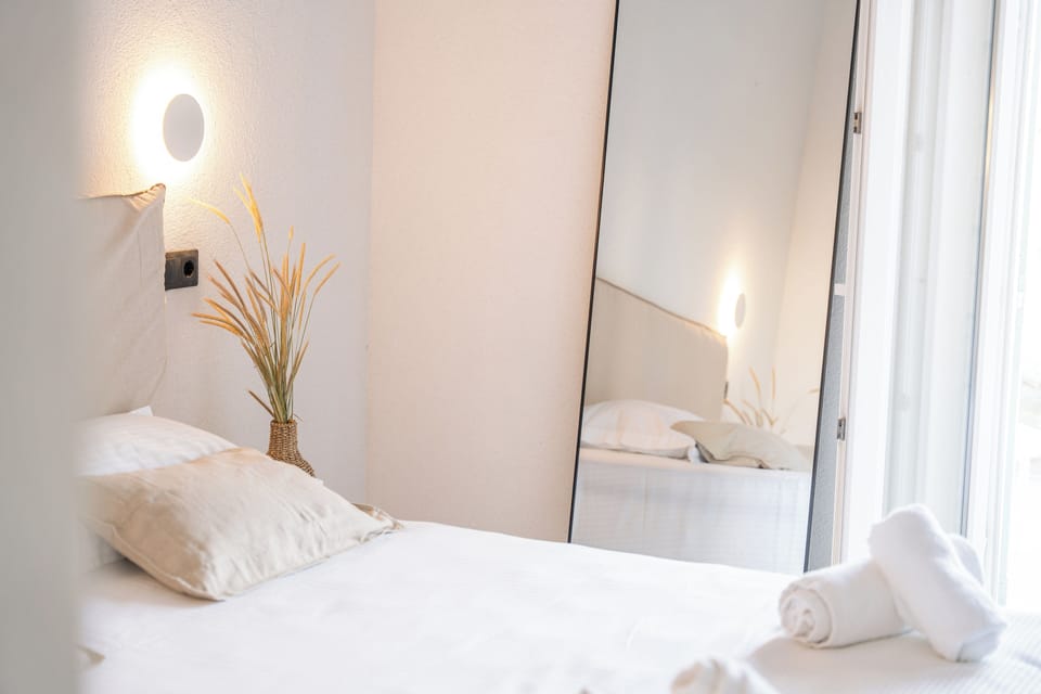 Junior Suite with Terrace  | Hypo-allergenic bedding available, WiFi (free), bed sheets