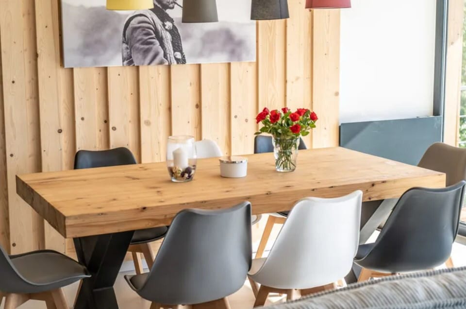 House | Dining