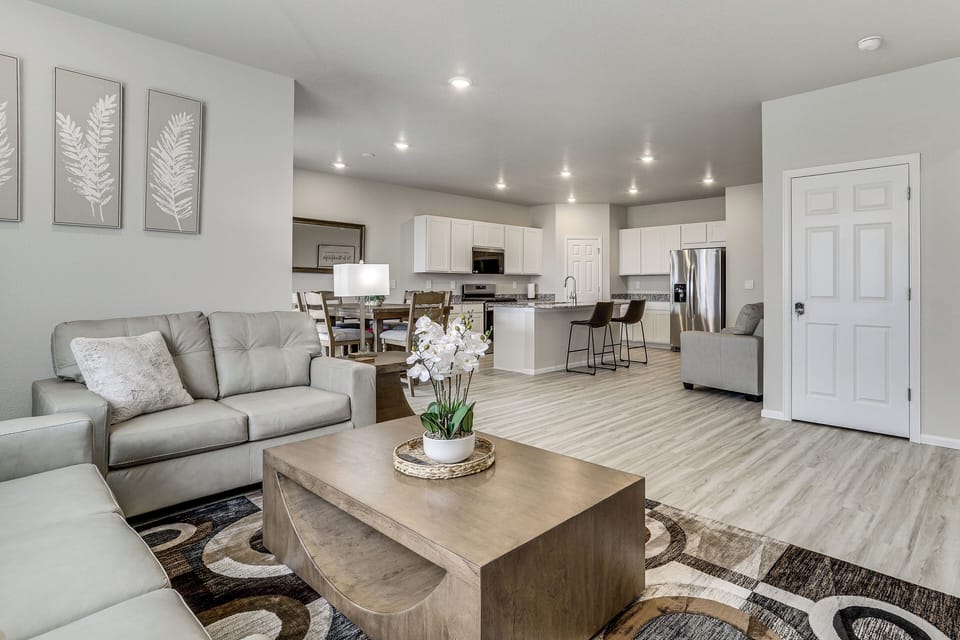 House (3 Bedrooms) | Interior