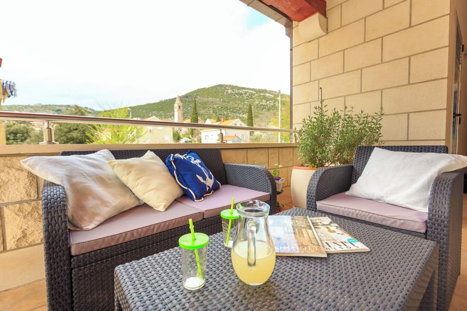 Apartment (1 Bedroom) | Terrace/patio