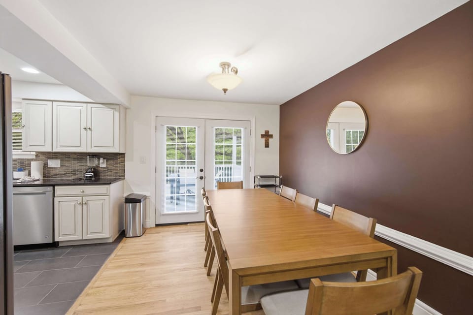 House, Multiple Beds, Garden View (Mason Ranch) | Dining