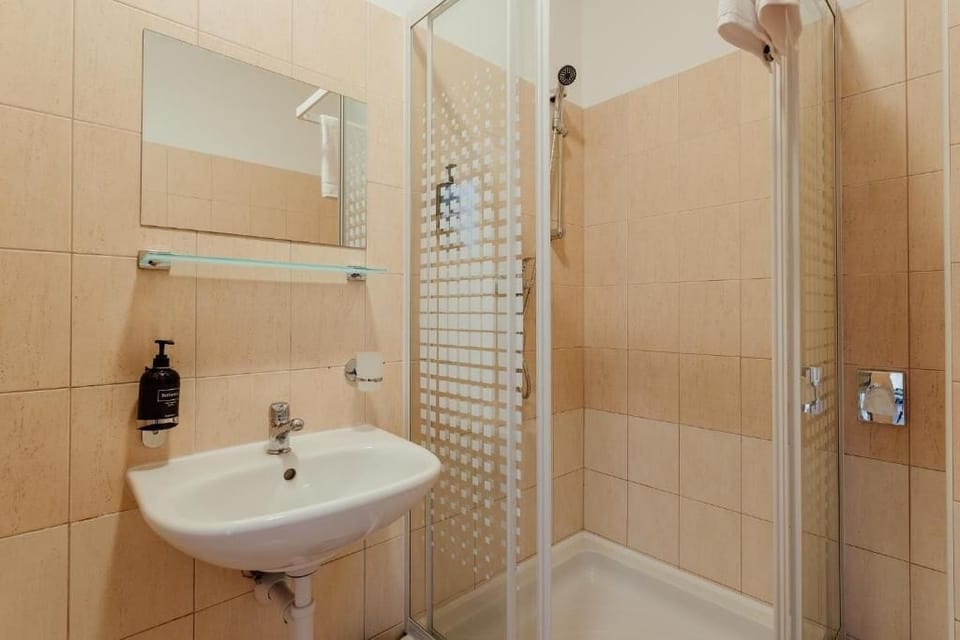 Black M - Penzión - Reštaurácia Bed and Breakfast in Slovakia