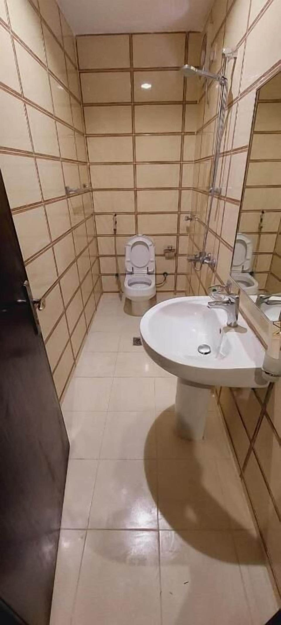 Shower, towels, soap, shampoo