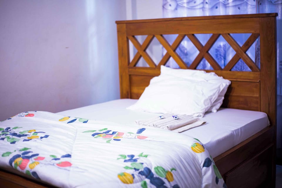 Classic Single Room, Balcony, Mountain View | Laptop workspace, free WiFi