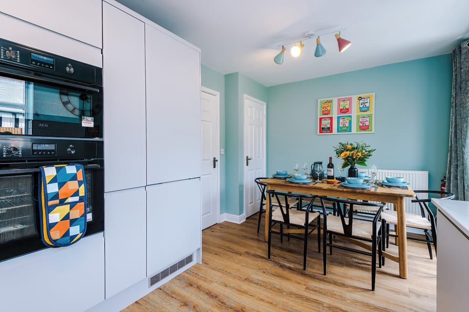 House | 4 bedrooms, Internet