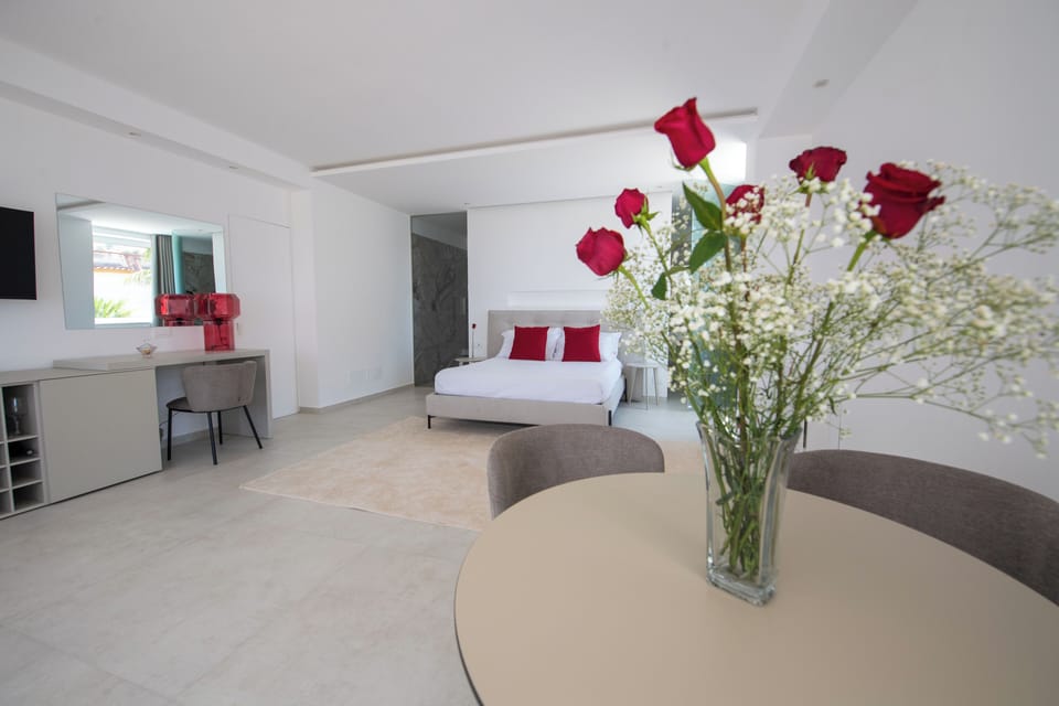 Deluxe Quadruple Room, Balcony, Sea View | WiFi (free)