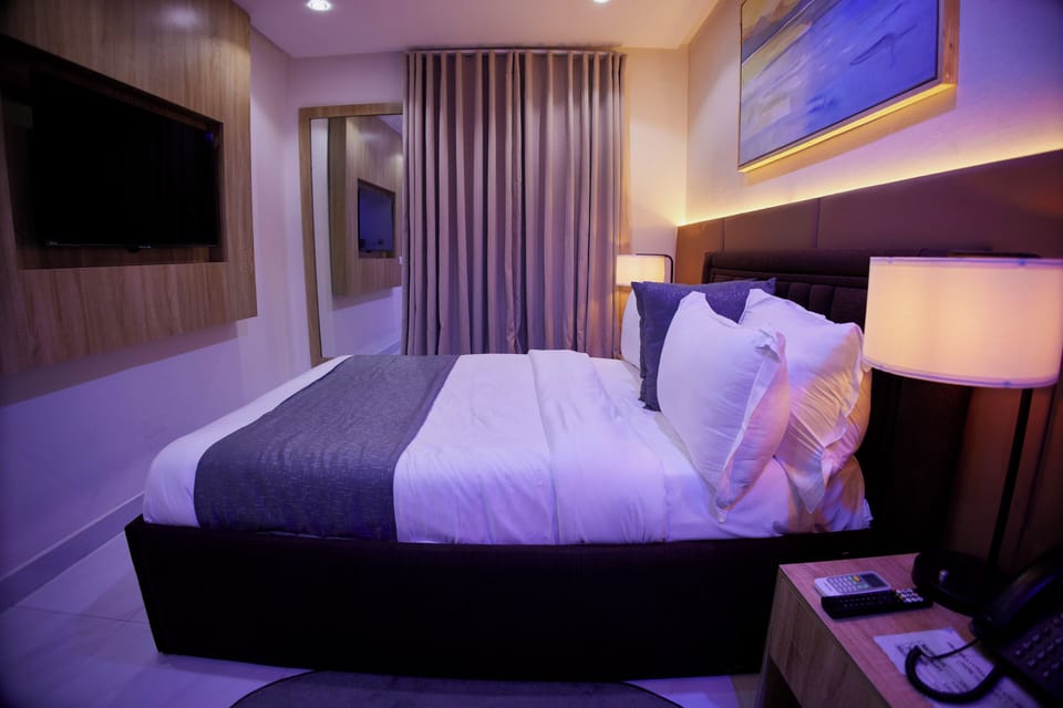 Economy Single Room | In-room safe, desk, laptop workspace, free WiFi
