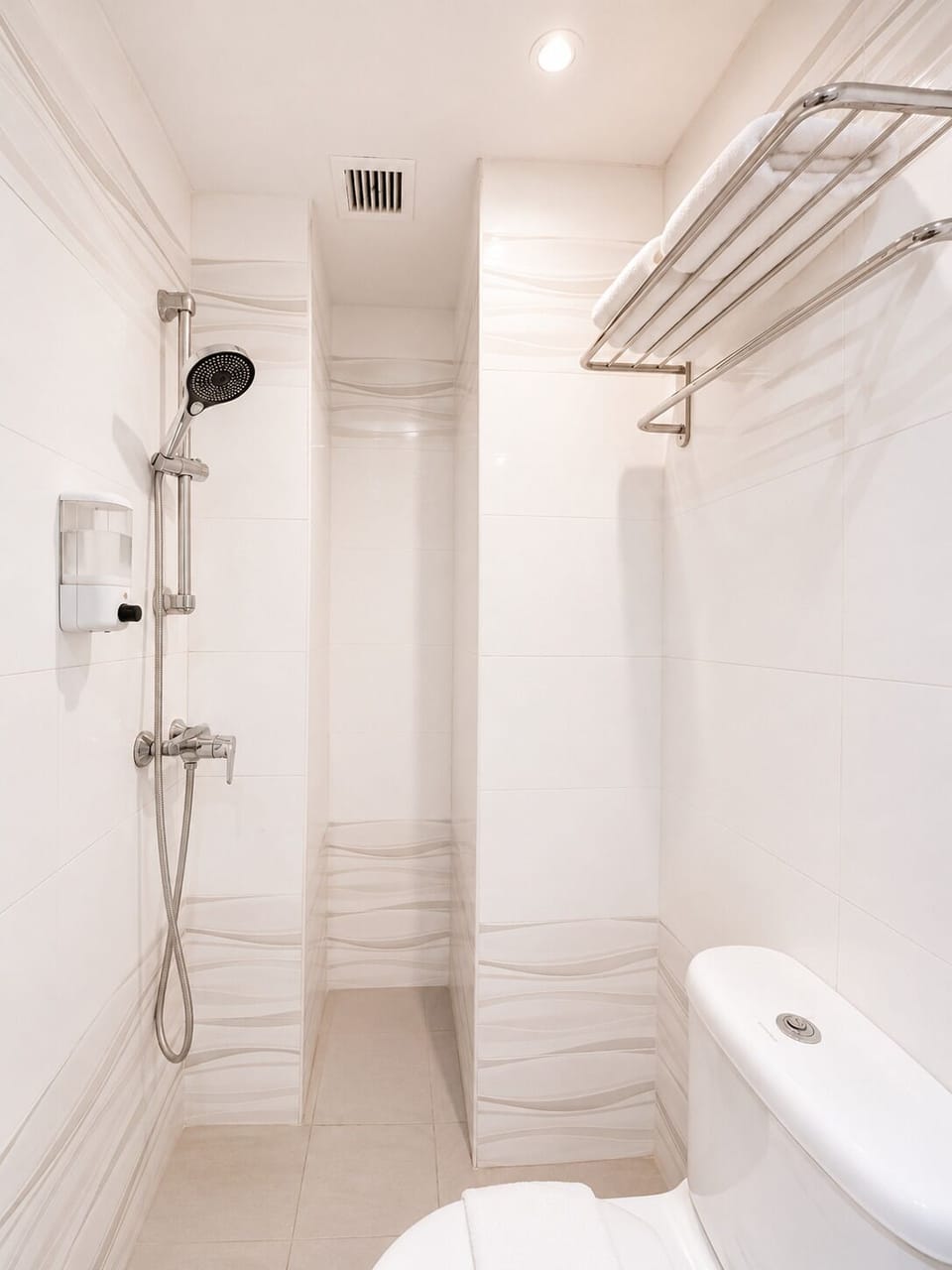 Twin, Bunk Bed | Bathroom | Shower, free toiletries, hair dryer, towels