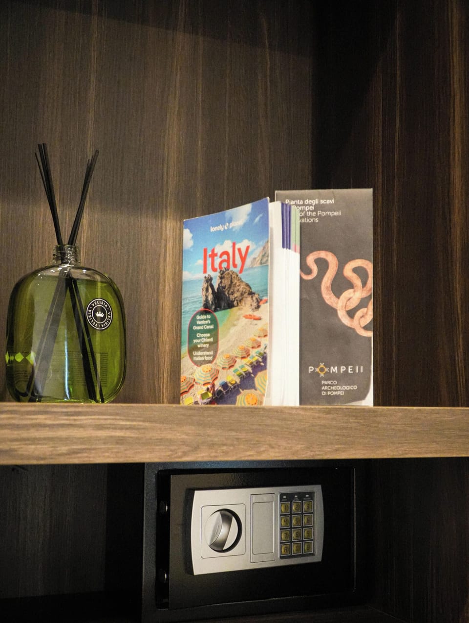 Comfort Triple Room, Balcony, City View | Food and drink