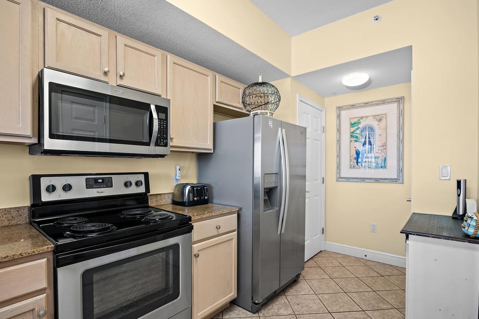 Condo, Multiple Beds (Waters Edge #511) | Private kitchen