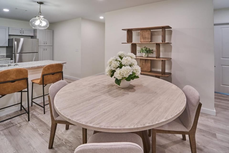 Condo, Multiple Beds (The Ruby 215) | Dining