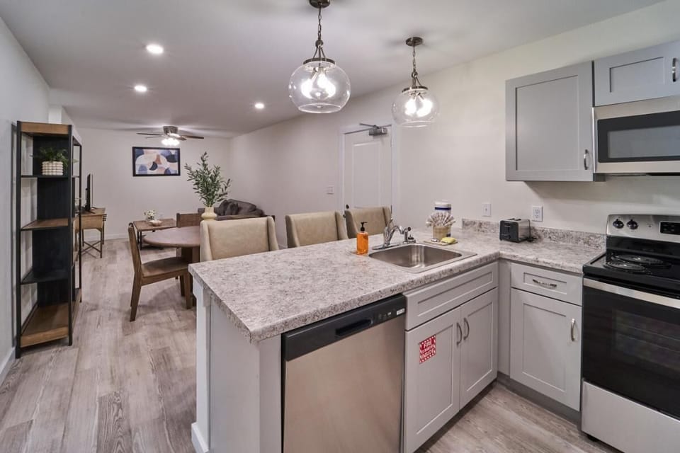 Condo, Multiple Beds (The Ruby 315) | Private kitchen