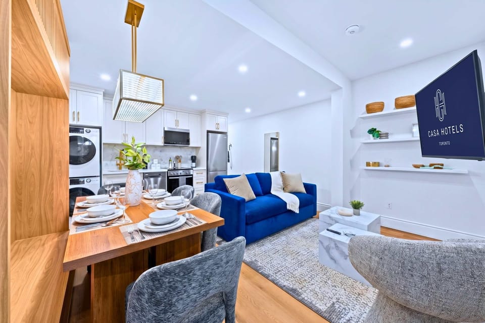 Studio (2 Bedrooms) | Front of property