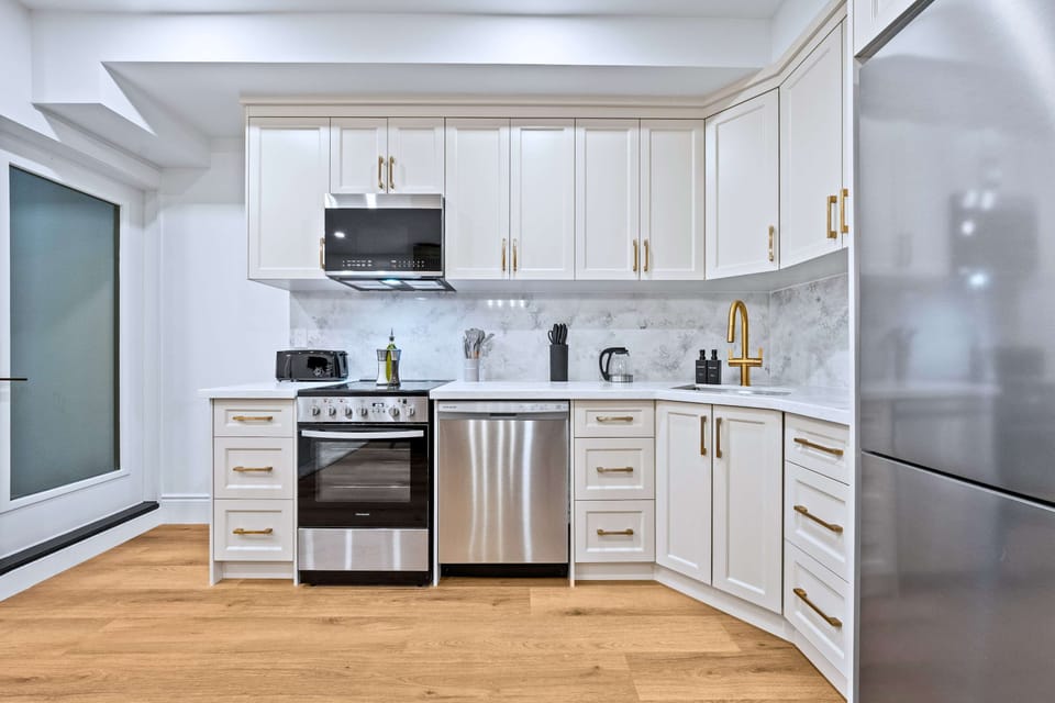 Studio (3 Bedrooms) | Interior