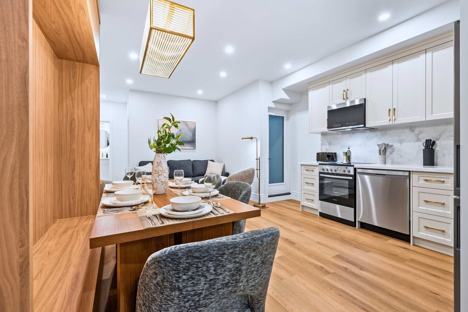 Studio (3 Bedrooms) | Interior