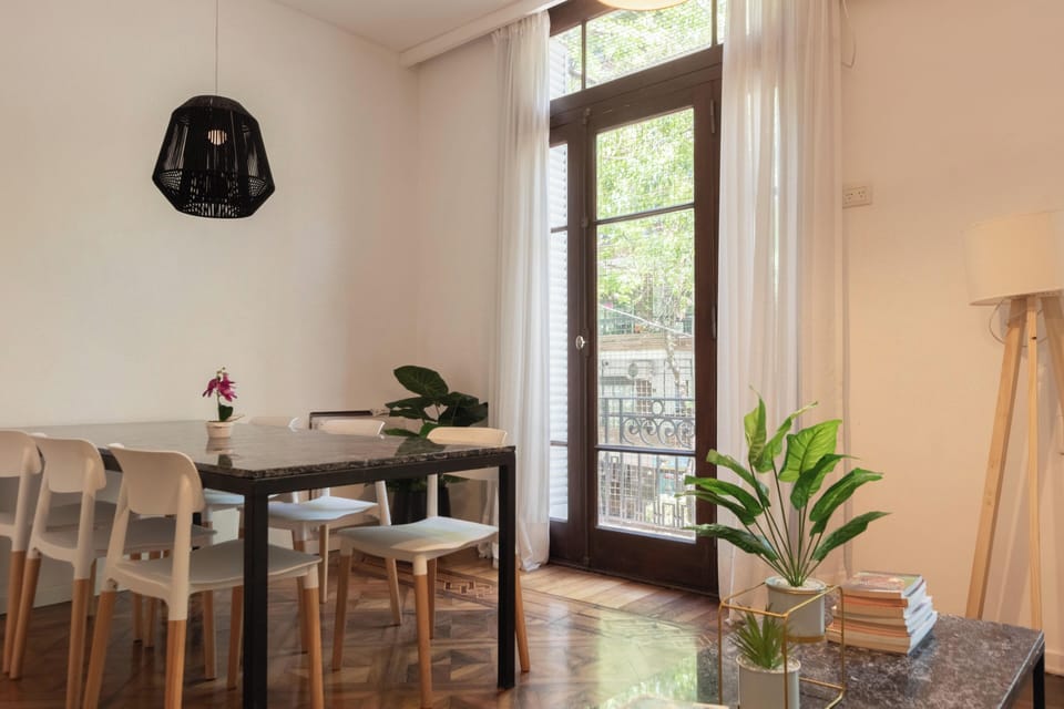 Apartment | Dining