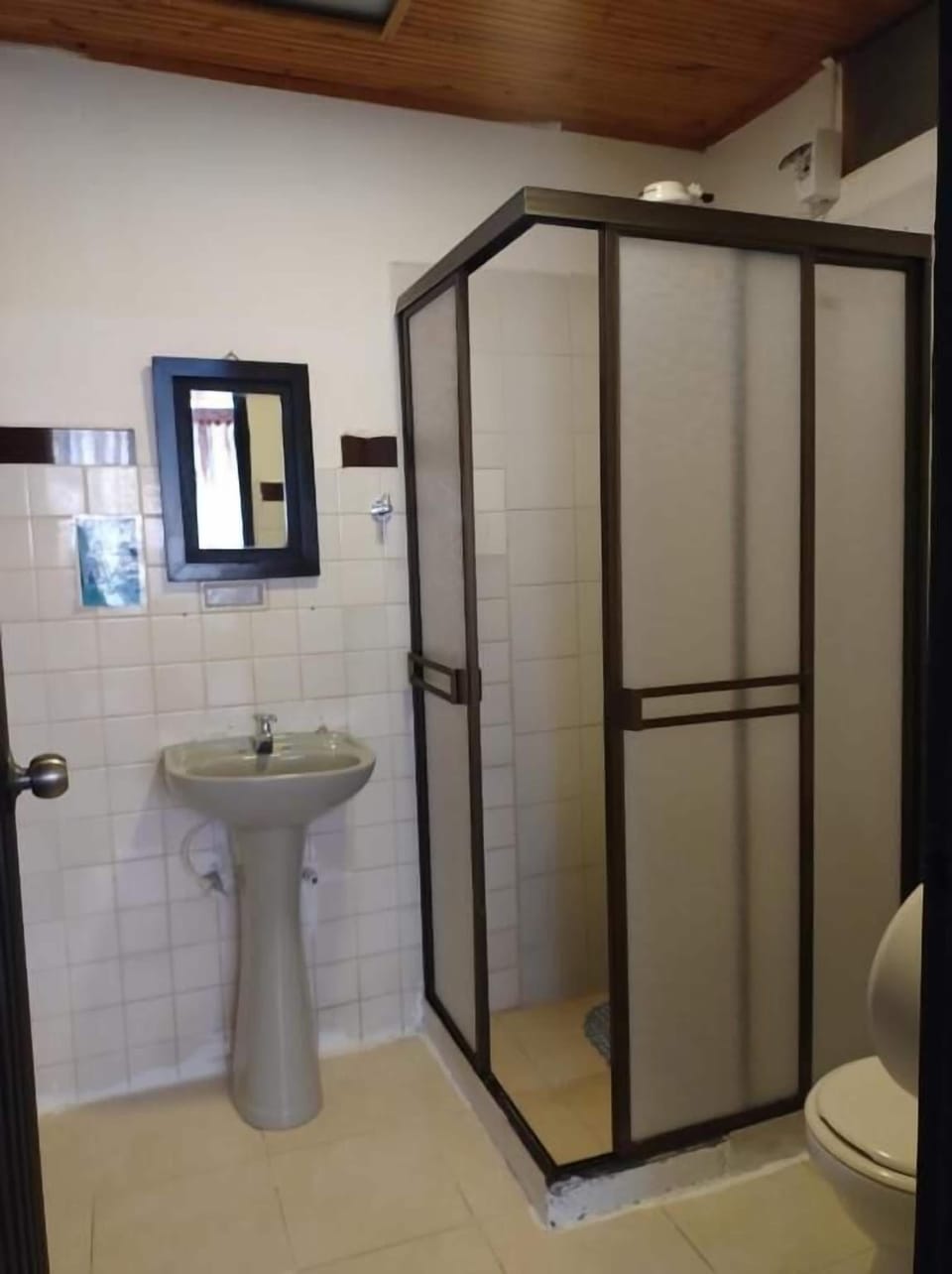 Classic Double Room, Balcony, City View | Bathroom